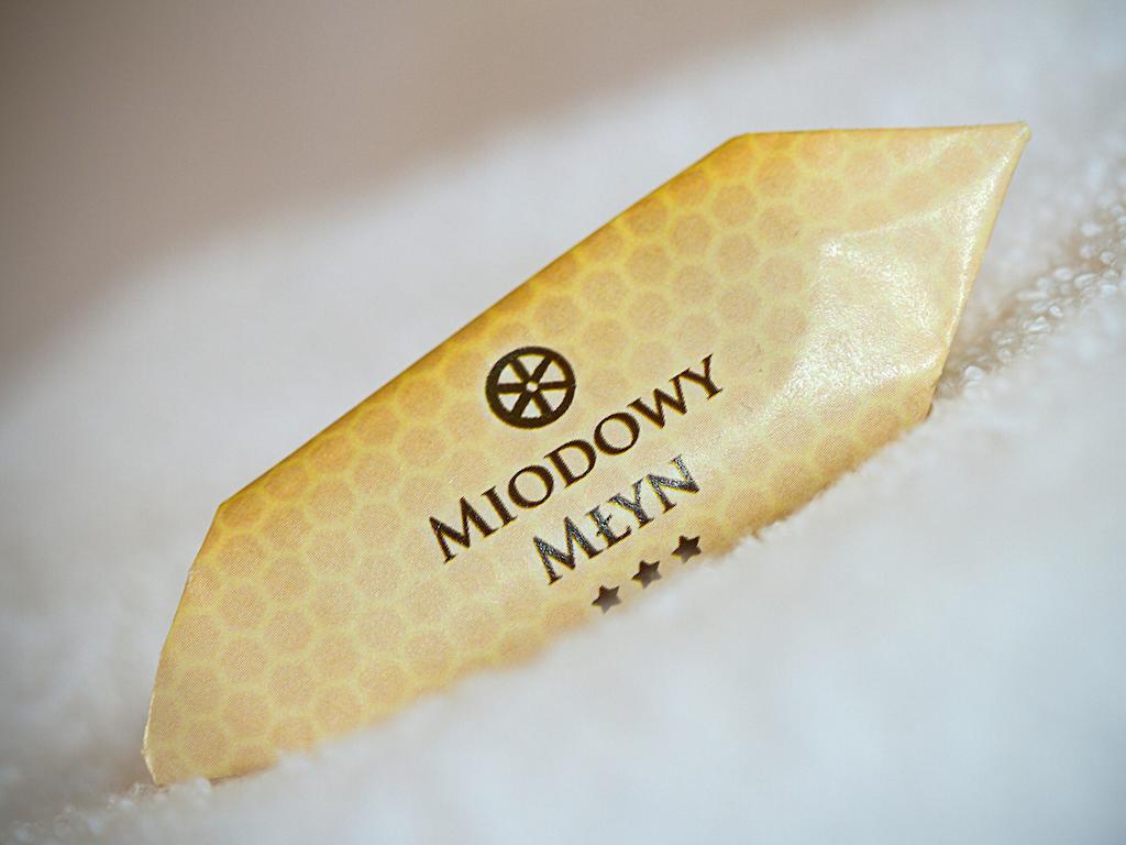 אפטא Hotel Miodowy Mlyn חדר תמונה